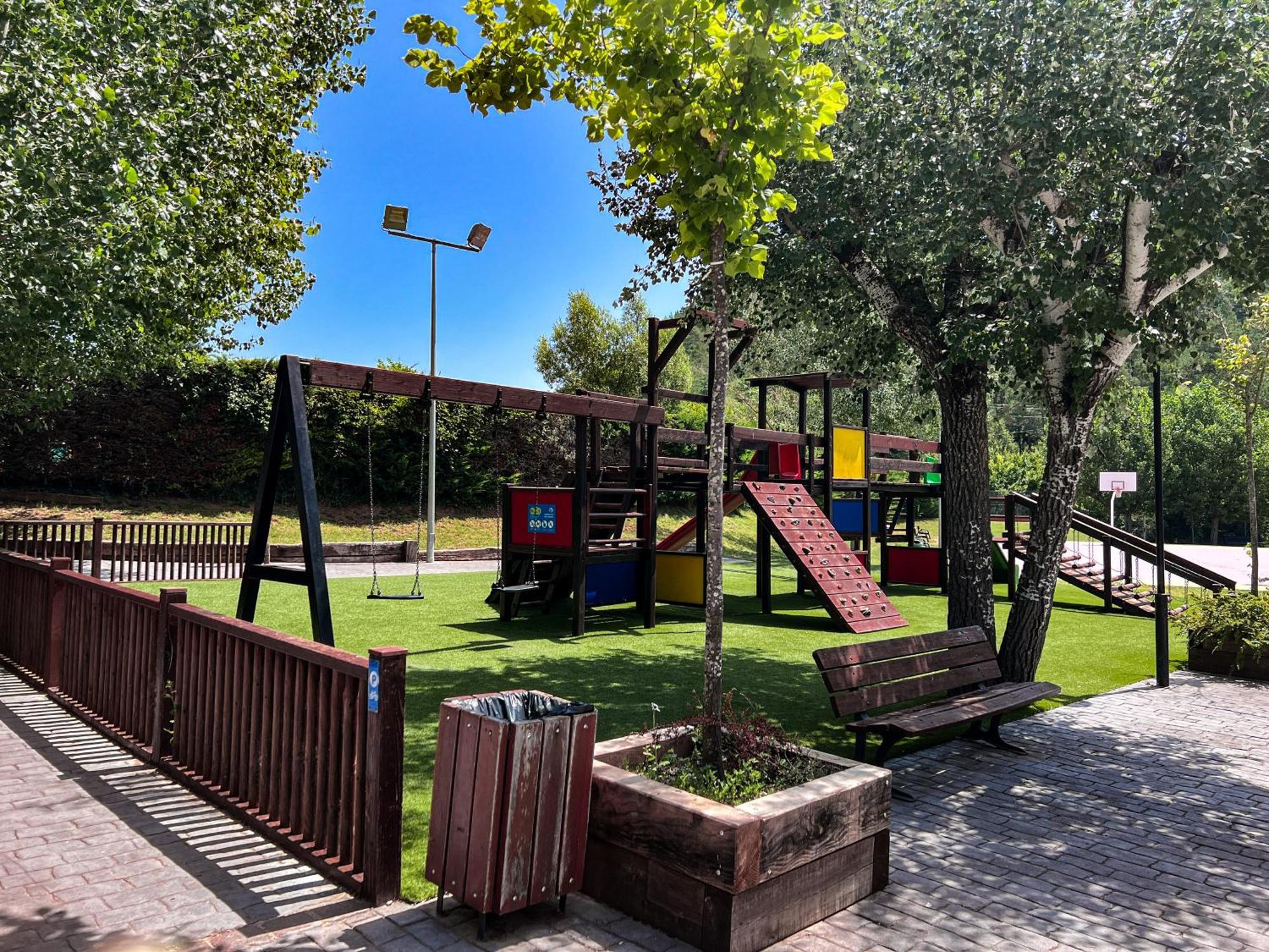 Camping Riera Merles Borredá المظهر الخارجي الصورة